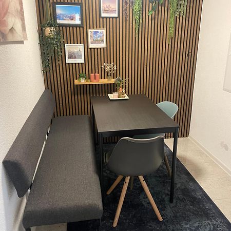 Moderne Ruhige Ferienwohnung Ubstadt-Weiher ภายนอก รูปภาพ